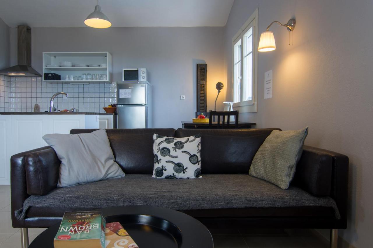Villa Elaia Suites & Apartments No.1 Гайос Екстериор снимка
