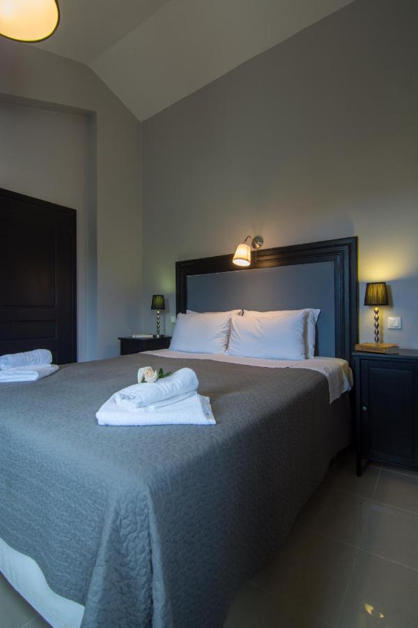 Villa Elaia Suites & Apartments No.1 Гайос Екстериор снимка