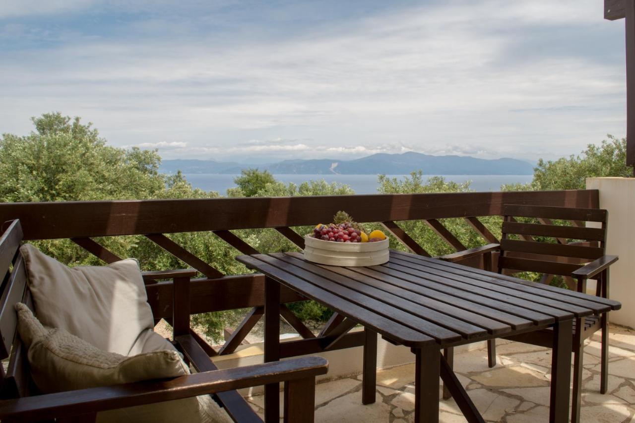 Villa Elaia Suites & Apartments No.1 Гайос Екстериор снимка