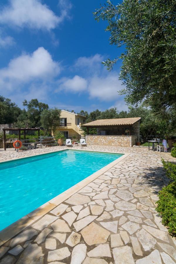 Villa Elaia Suites & Apartments No.1 Гайос Екстериор снимка