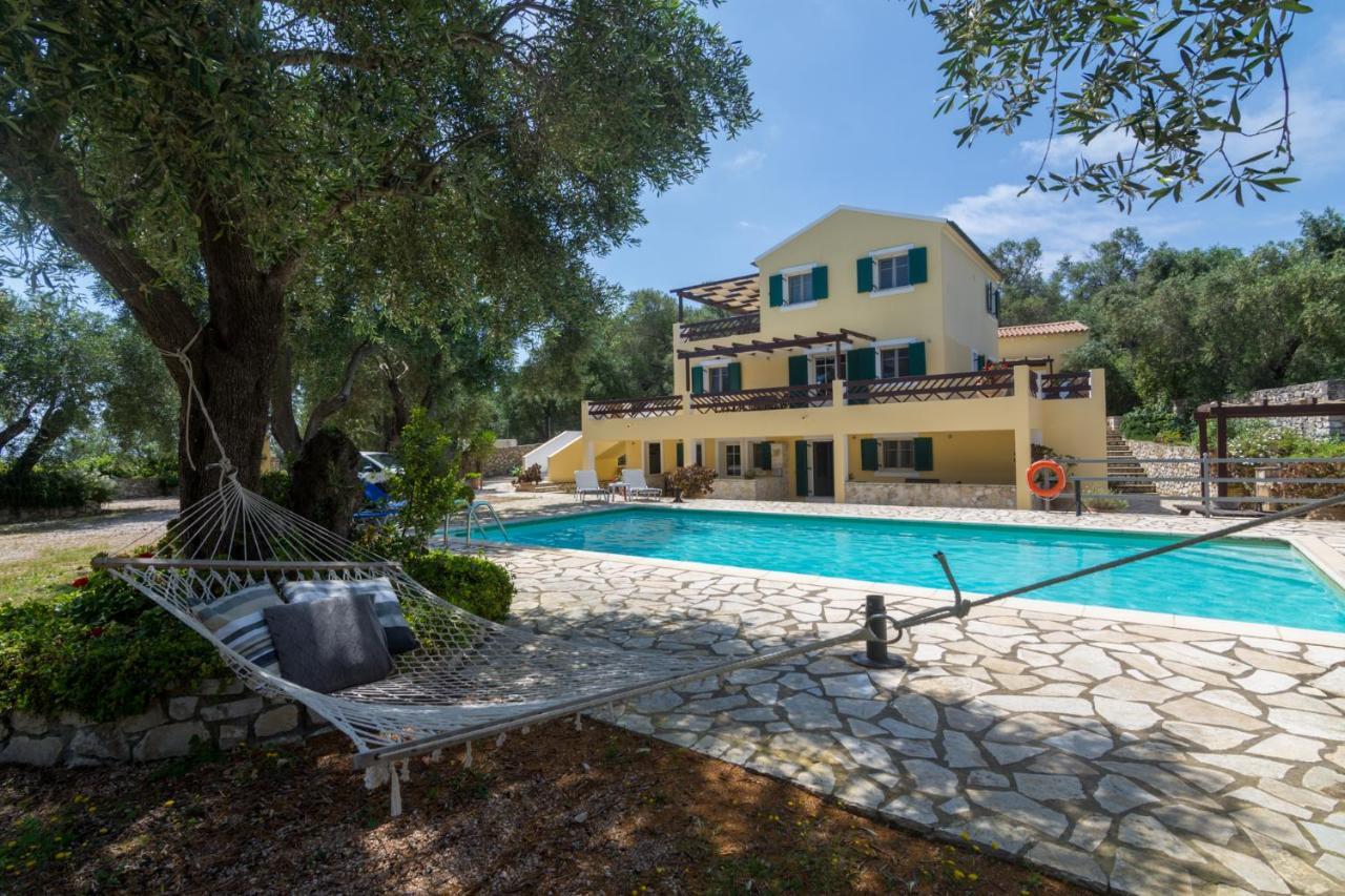 Villa Elaia Suites & Apartments No.1 Гайос Екстериор снимка