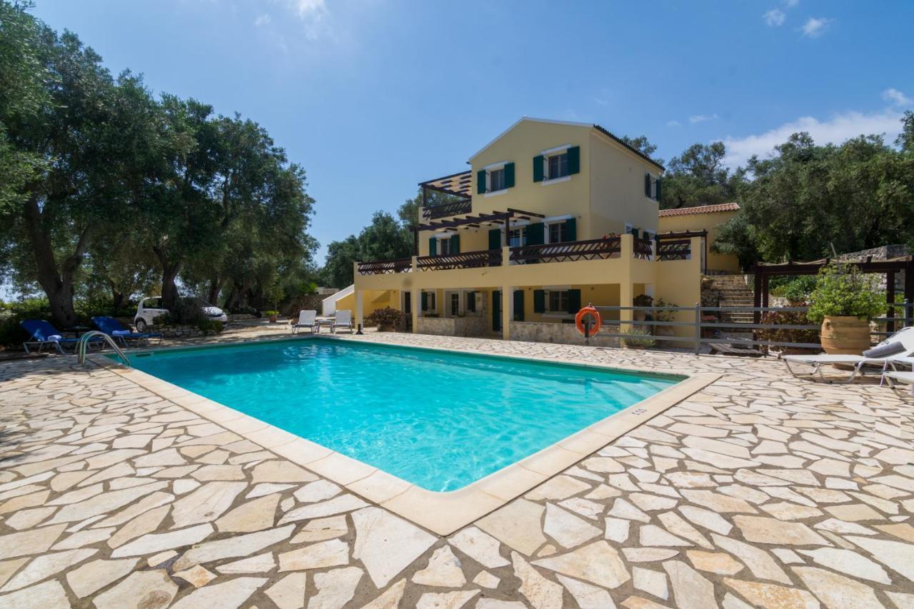 Villa Elaia Suites & Apartments No.1 Гайос Екстериор снимка