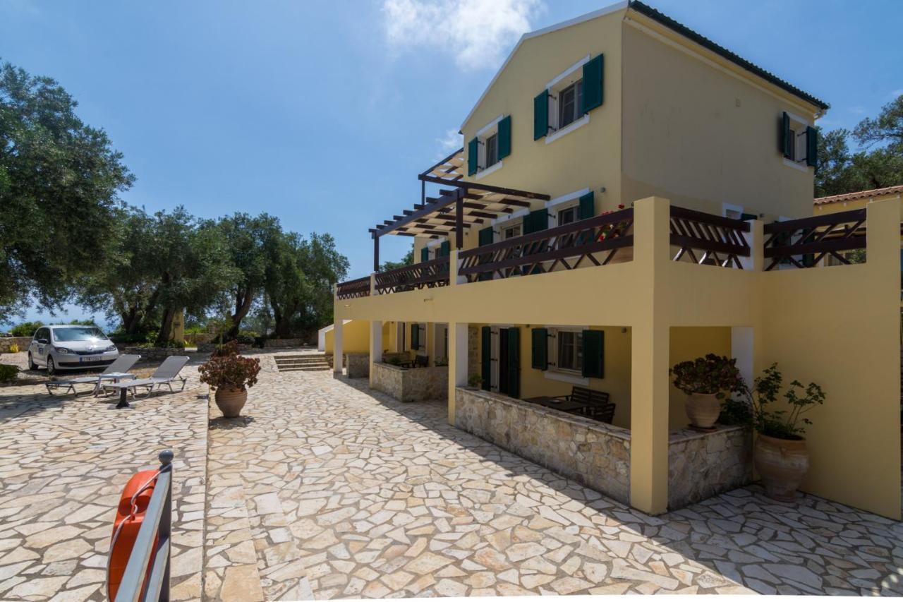 Villa Elaia Suites & Apartments No.1 Гайос Екстериор снимка